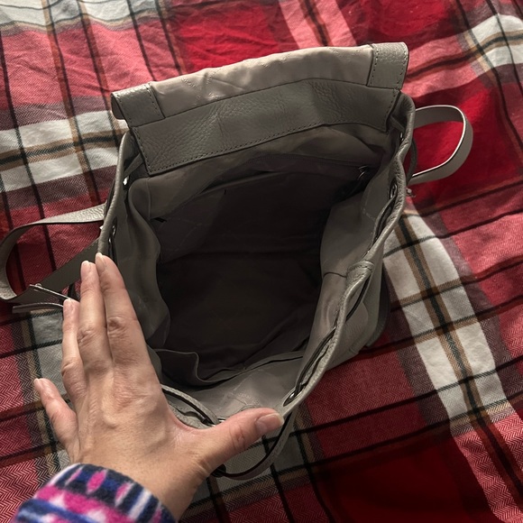 Mk Riley Ash Gray Bucket Backpack - Picture 3 of 4